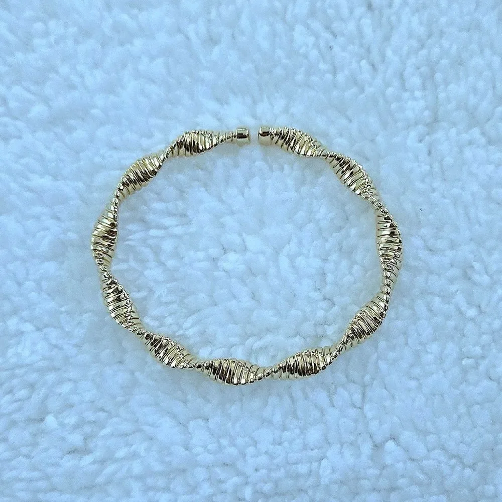 Caldelli Twisted🧬 Gold💛 Flexible Cuff Bracelet - NWT